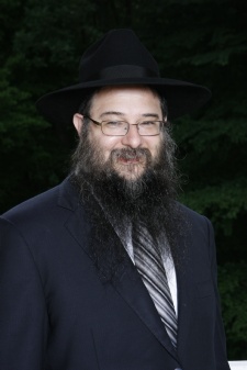 rabbiSternbergSmall.JPG